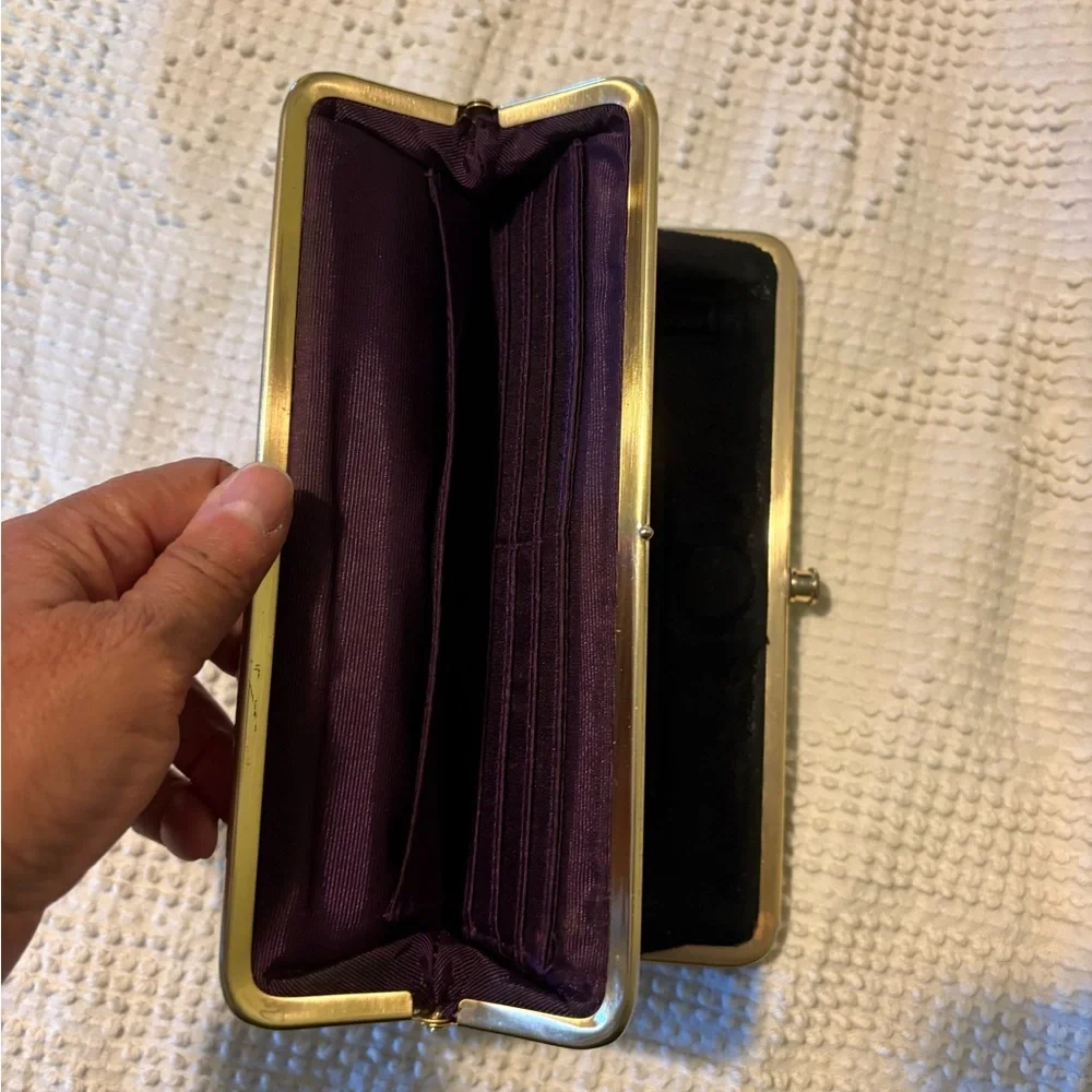 HOBO Black and Gold Clutch - Picture 4 of 6